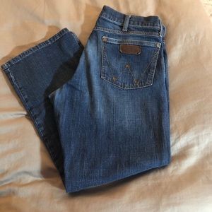 Men’s 36 X 30 Retro Relaxed Boot Wrangler Jeans